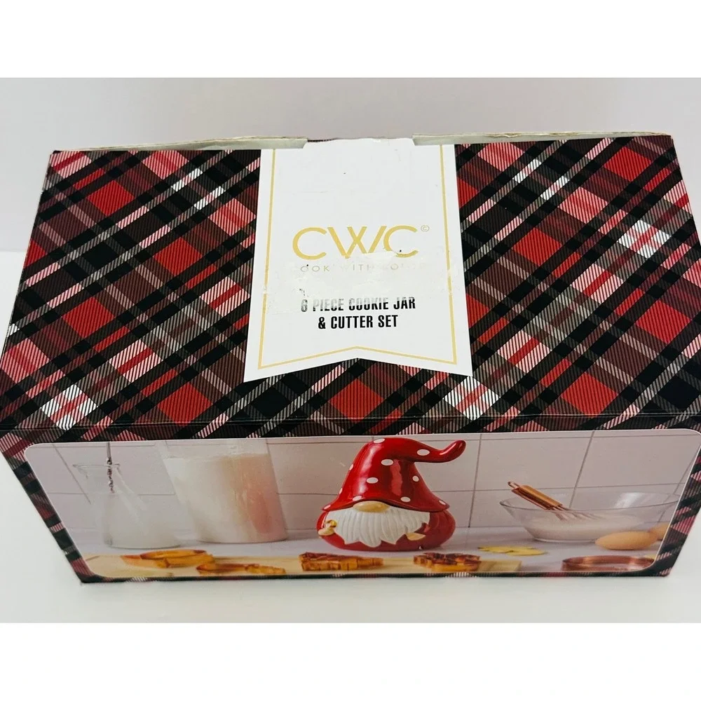 CWC Cook With Color Red White 6 Piece Holiday Gnome Cookie Jar & Cutter Set New